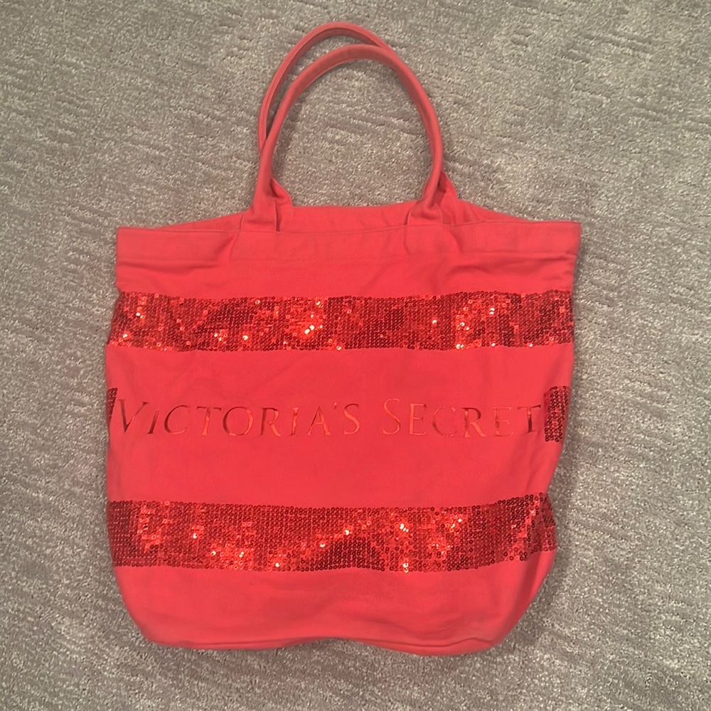 Victoria’s Secret pink bag